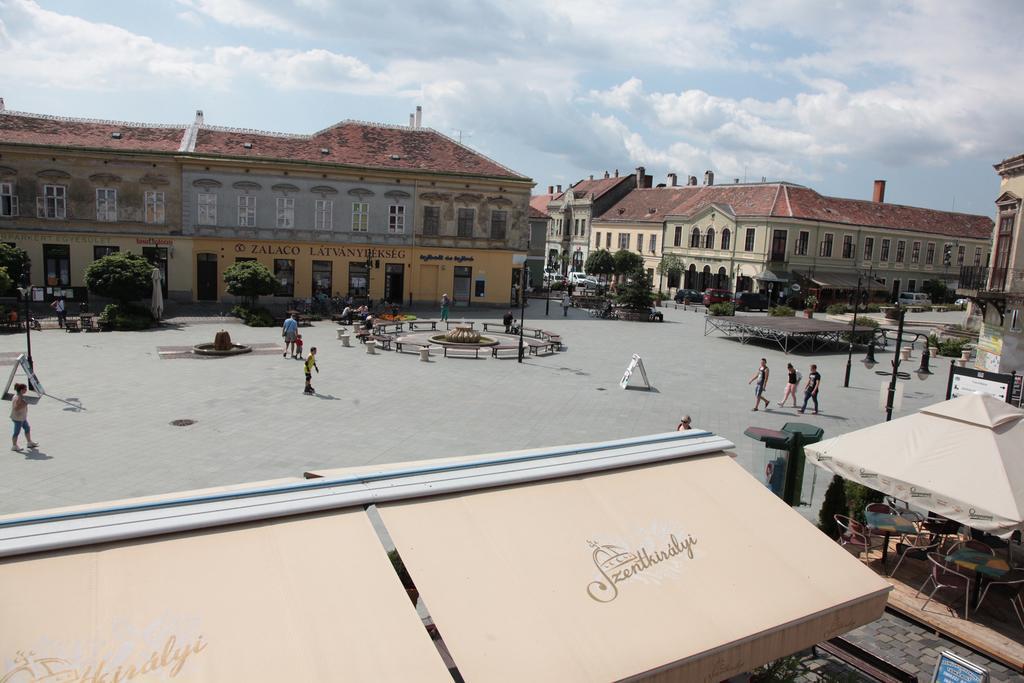 Portre Panzio Hotel Kőszeg Exterior foto